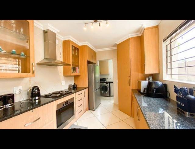 3 BEDROOM HOUSE FOR SALE IN RACEVIEW